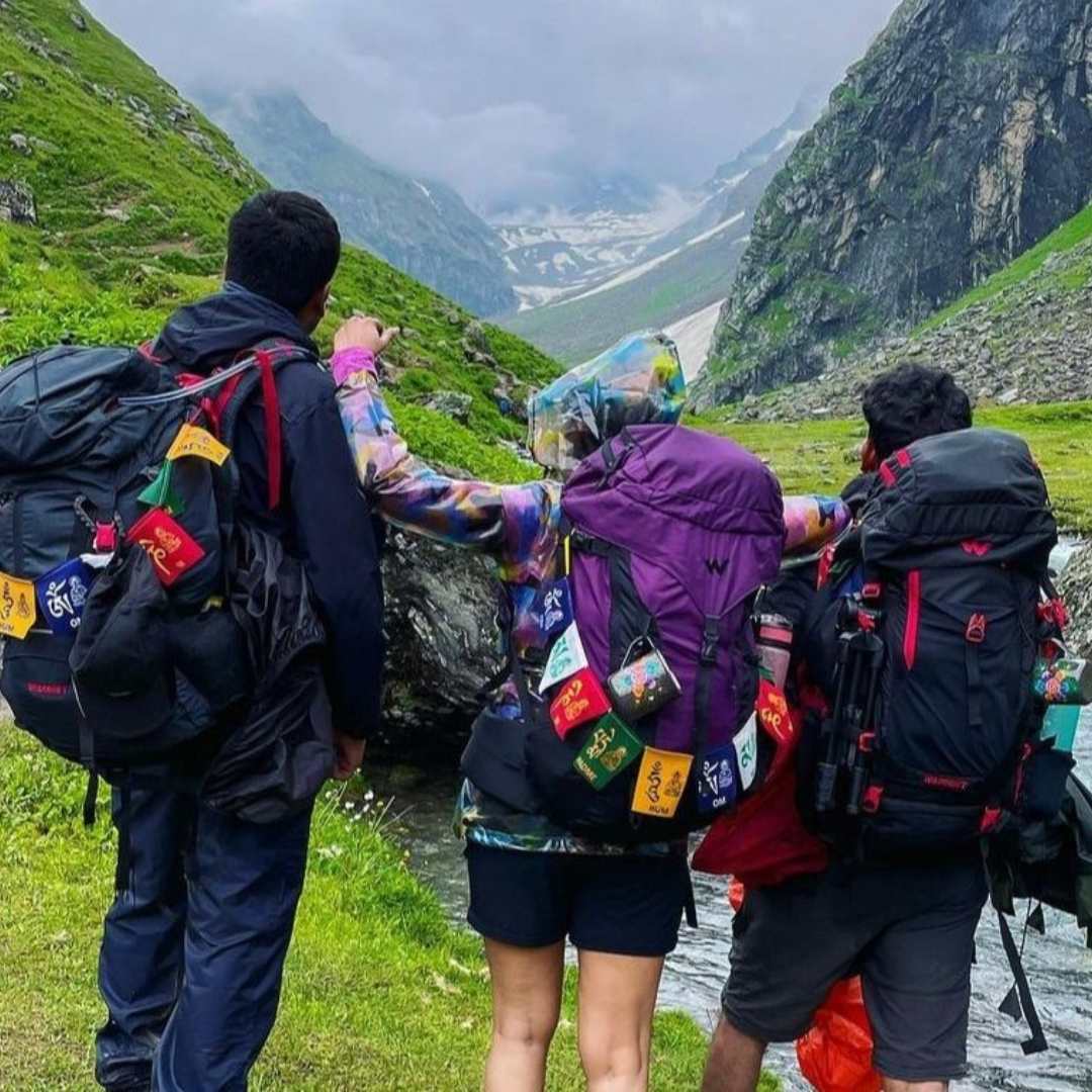 hampta pass trek package