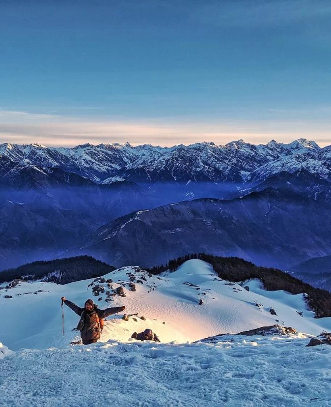 kedarkantha trek in new year